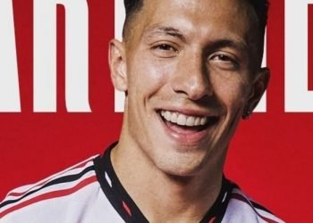 مانشيستر يونايتد يتعاقد مع المدافع الارجنتيني ليساندرو مارتينيز